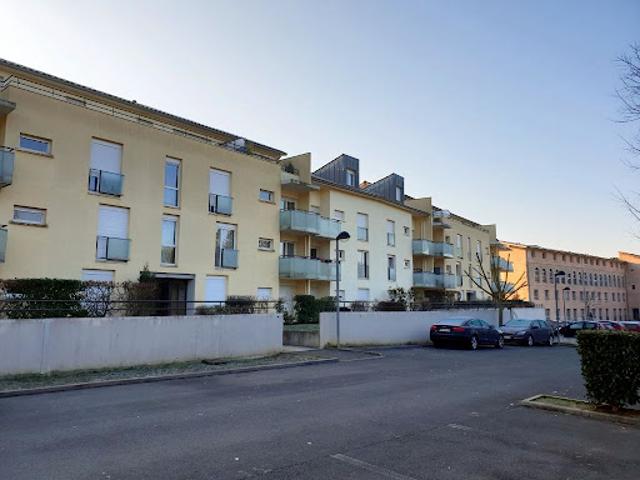Location Appartement 2 pièces 40 m2 Neuville sur Saône