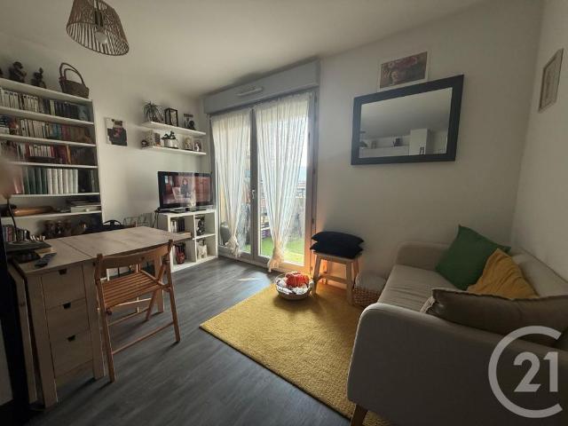 Location Appartement 2 pièces 40m² COULOMMIERS 77120