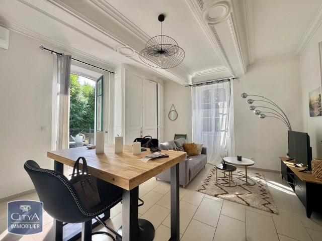 Location Appartement 2 pièces 40m² CALUIRE ET CUIRE 69300