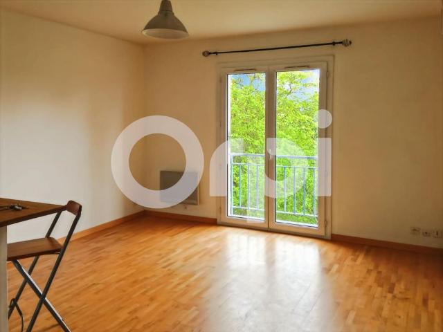 Location Appartement 2 pièces 40m² CREPY EN VALOIS 60800