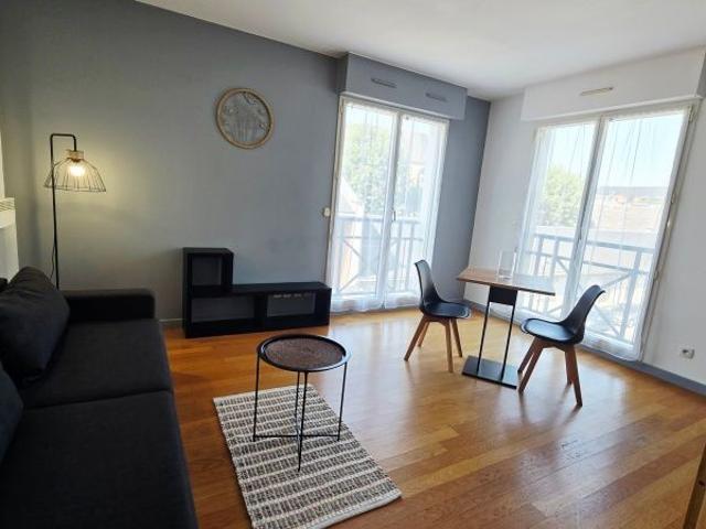 Location Appartement 2 pièces 40m² ORLEANS 45000