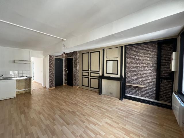 Location Appartement 2 pièces 40m² LOUVIERS 27400