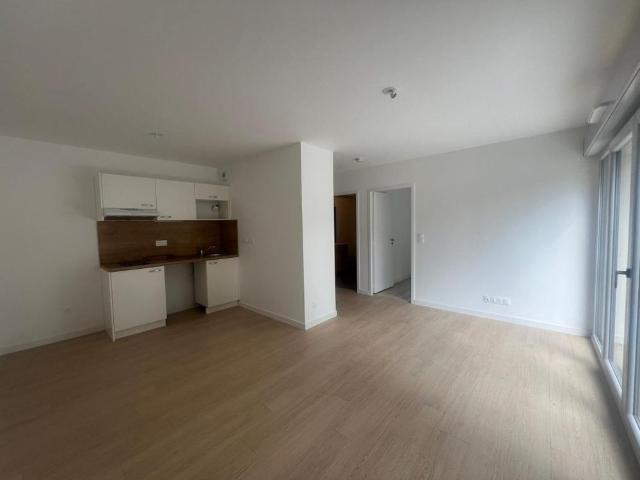 Location Appartement 2 pièces 40m² LES SORINIERES 44840