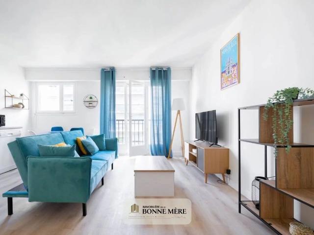 Location Appartement 2 pièces 40m² MARSEILLE 1er