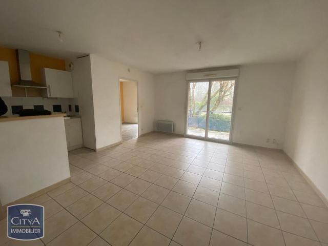 Location Appartement 2 pièces 40m² ST JUERY 81160