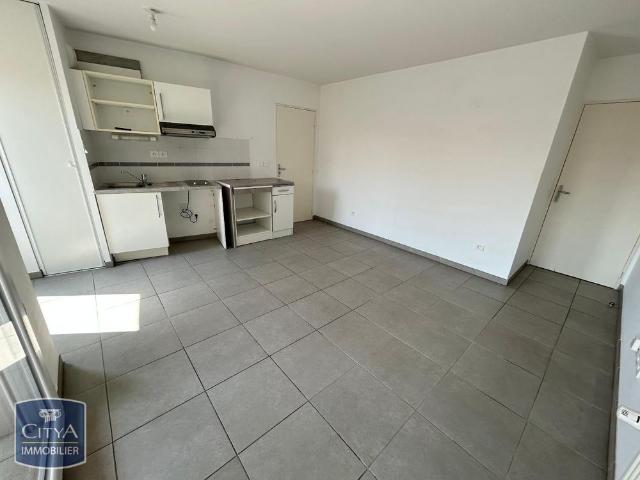 Location Appartement 2 pièces 40m² TOULON 83100
