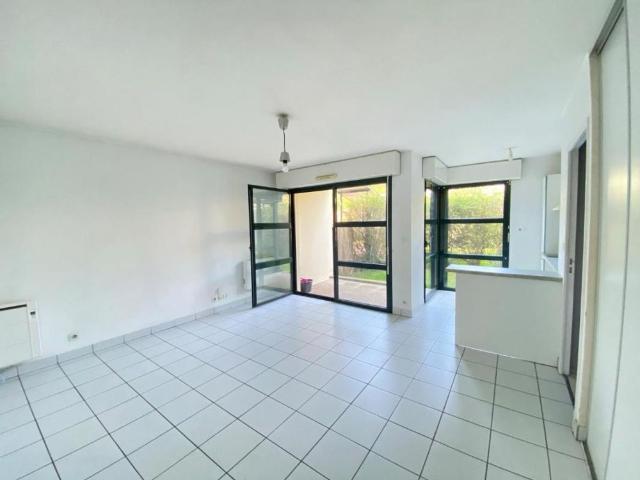 Location Appartement 2 pièces 40m² TOURS 37200