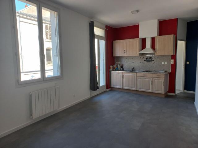 Location Appartement 2 pièces 40m² VICHY 03200