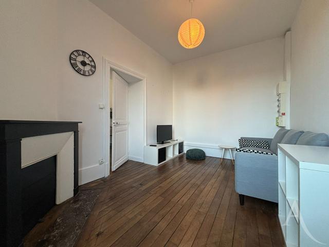 Location appartement 2 pièces, 41.58m², Bourges