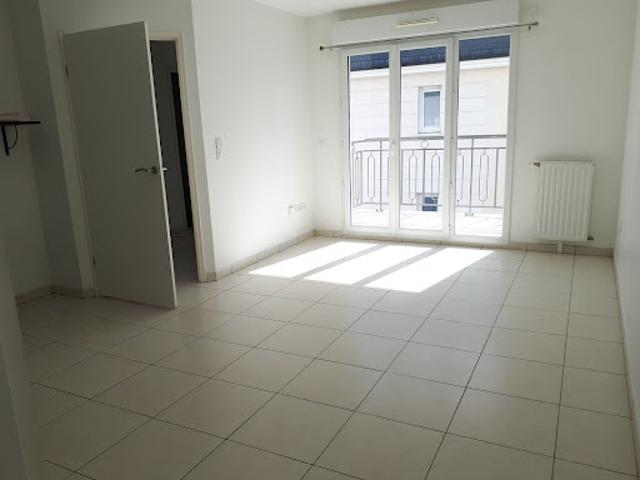 Location Appartement 2 pièces 41.63 m2 Sainte genevieve des bois