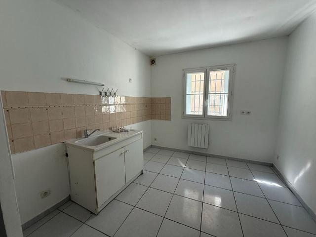 Location appartement 2 pièces, 41.07m², Nîmes