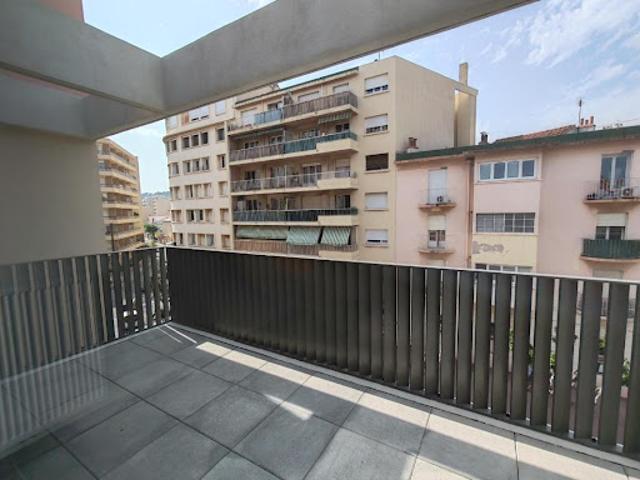 Location Appartement 2 pièces 41.22 m2 Toulon