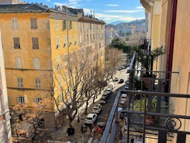 Location Appartement 2 pièces 41 m2 Bastia