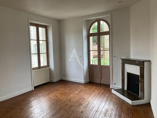 Location Appartement 2 pièces 41 m2 Fontenay le Comte