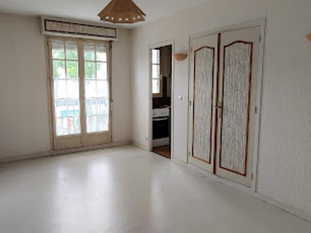 Location Appartement 2 pièces 41 m2 La Roche Posay