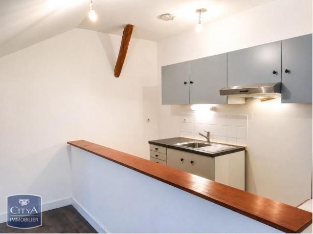 Location Appartement 2 pièces 41m² CHINON 37500