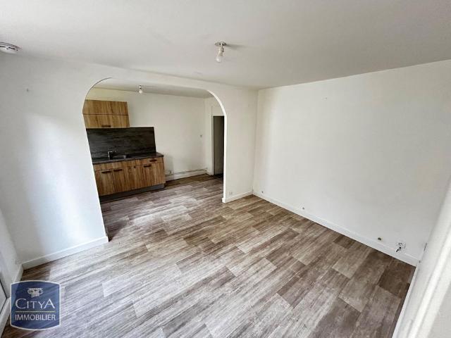 Location Appartement 2 pièces 41m² CHOLET 49300