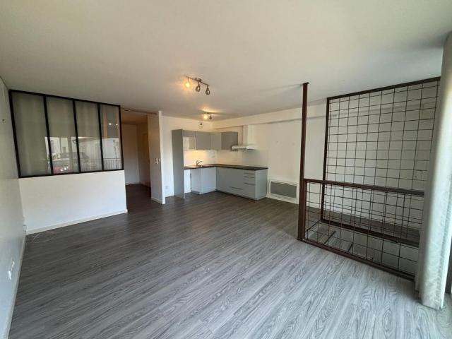 Location Appartement 2 pièces 41m² AIRE SUR L ADOUR 40800