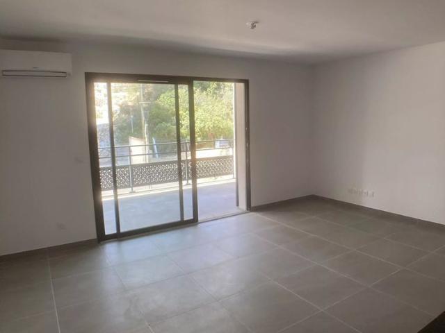 Location Appartement 2 pièces 41m² AURIOL 13390
