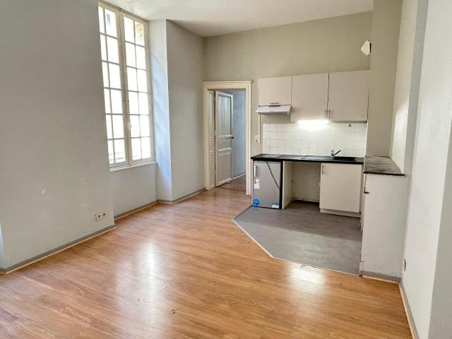 Location Appartement 2 pièces 41m² BORDEAUX 33000