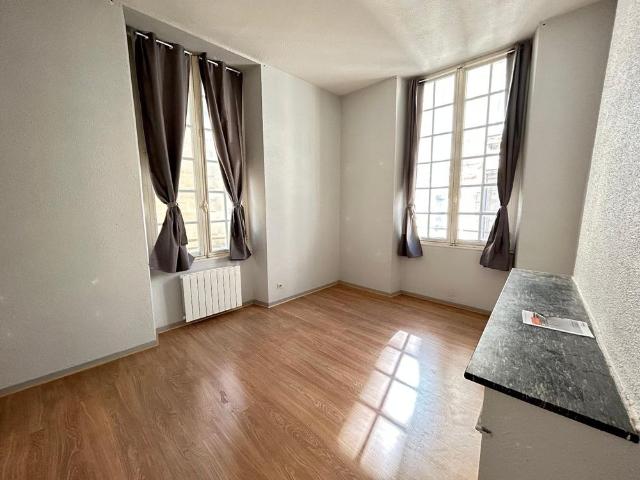 Location Appartement 2 pièces 41m² BORDEAUX 33000