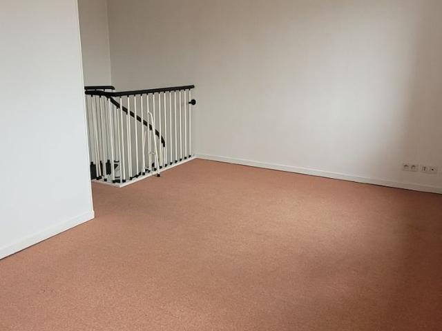 Location Appartement 2 pièces 41m² FEIGNIES 59750