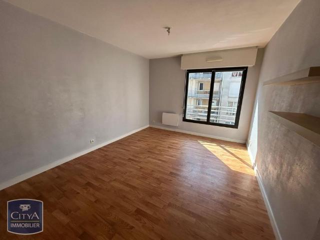 Location Appartement 2 pièces 41m² LAVAL 53000