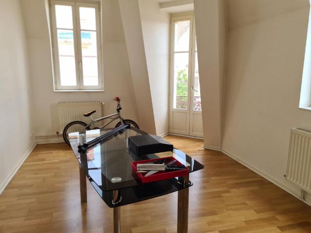 Location Appartement 2 pièces 41m² LE CREUSOT 71200