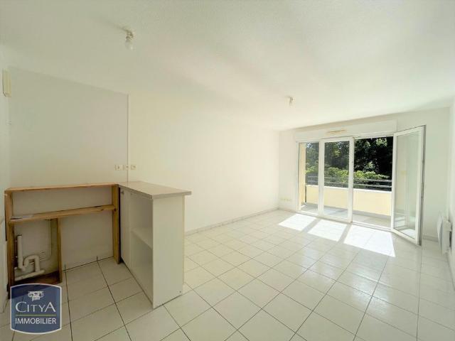 Location Appartement 2 pièces 41m² LIBOURNE 33500