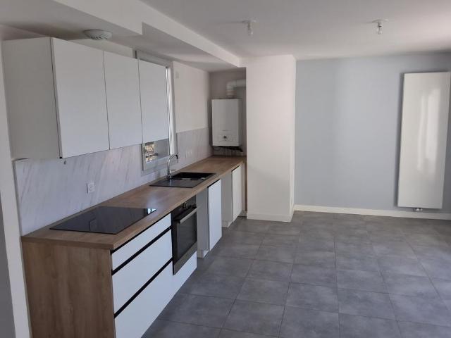 Location Appartement 2 pièces 41m² RUMILLY 74150