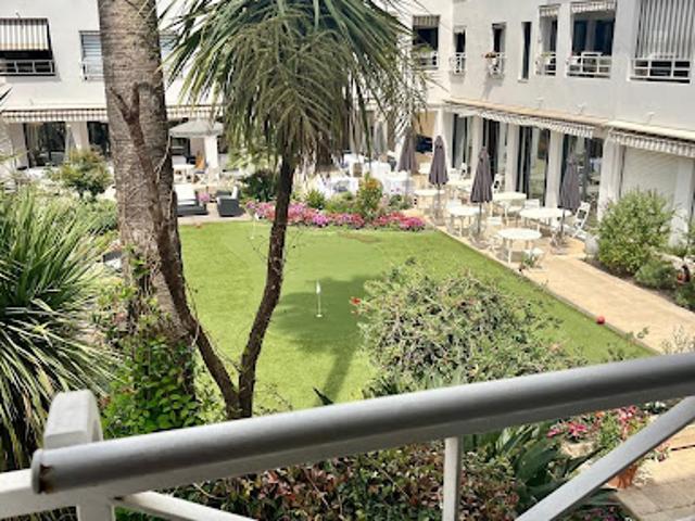 Location Appartement 2 pièces 42.42 m2 Cannes