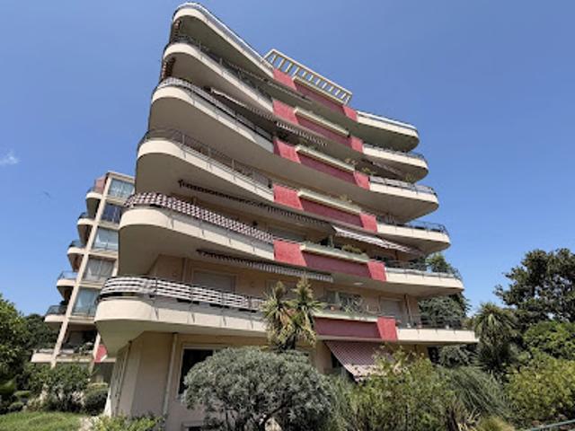 Location Appartement 2 pièces 42.51 m2 Nice