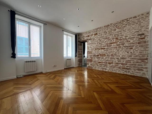 Location Appartement 2 pièces 42.69 m2 Macon