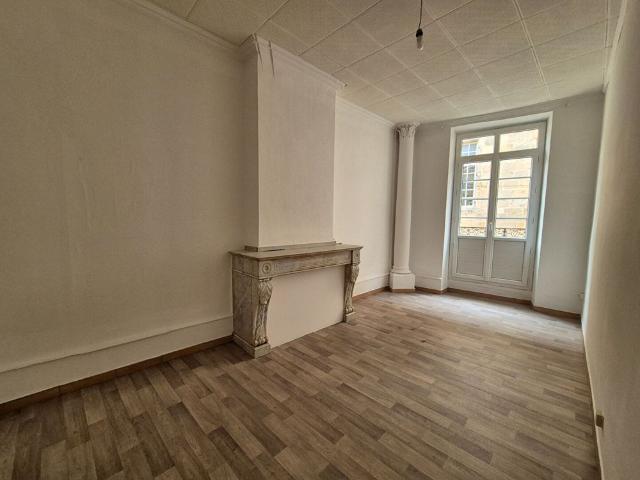 Location appartement 2 pièces, 42.70m², Limoux