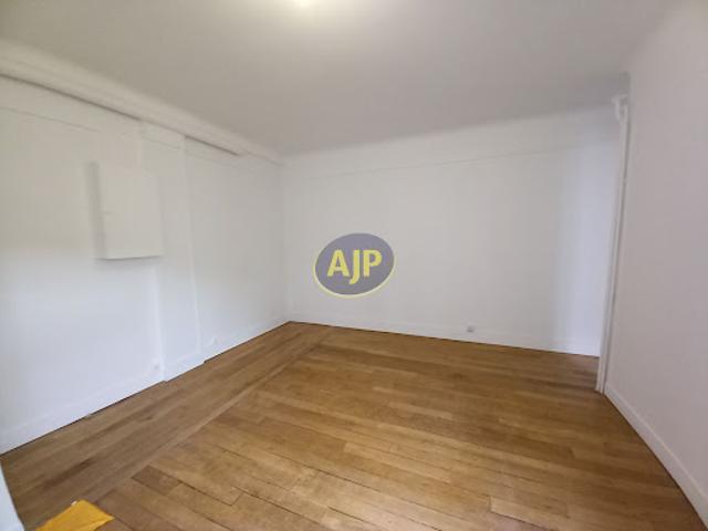 Location Appartement 2 pièces 42.87 m2 Paris 15ème