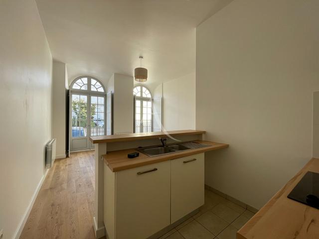 Location appartement 2 pièces, 42.03m², Saintes