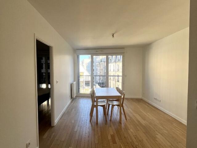 Location appartement 2 pièces, 42.00m², Paris 19