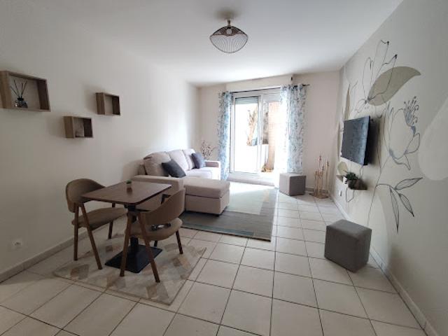 Location Appartement 2 pièces 42.13 m2 Saint Denis