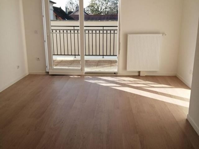 Location appartement 2 pièces, 42.12m², Villenoy