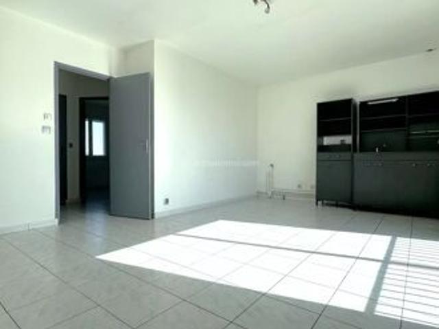 Location Appartement 2 pièces 42 m2 à Albi