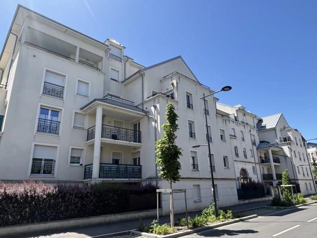 Location Appartement 2 pièces 42 m2 à Lucé