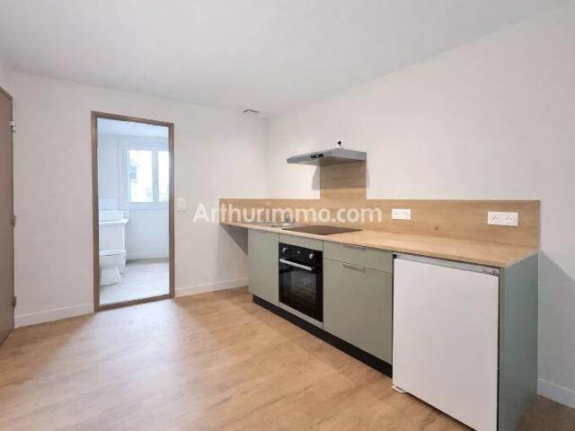 Location Appartement 2 pièces 42 m2 à Lons le Saunier