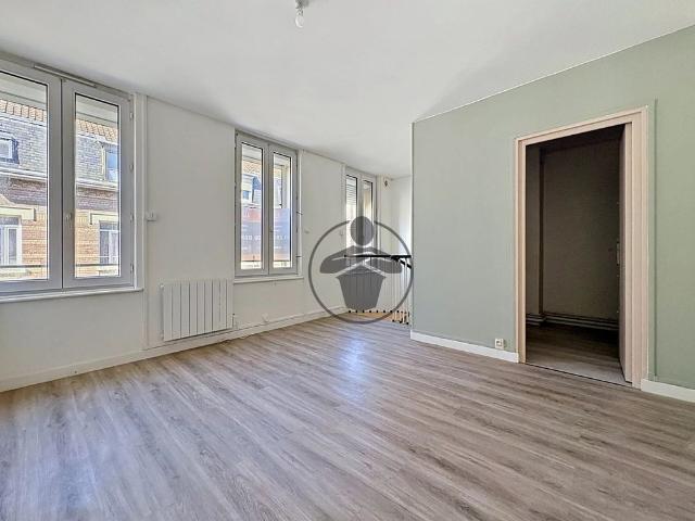 Location Appartement 2 pièces 42 m2 à Saint Quentin