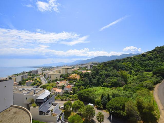Location Appartement 2 pièces 42 m2 Bastia