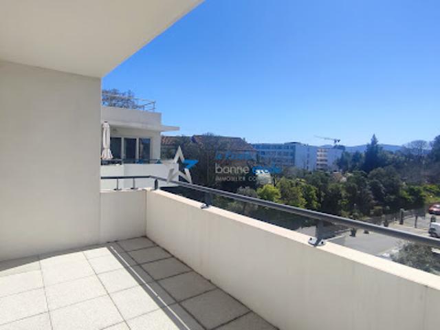 Location Appartement 2 pièces 42 m2 Marseille 13ème