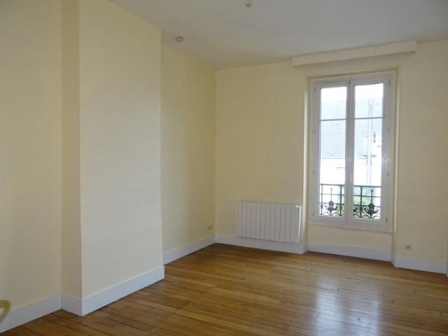 location appartement 2 pièces 42 m² fleury les aubrais: t2 de 42 m² | 10666 durand montouché