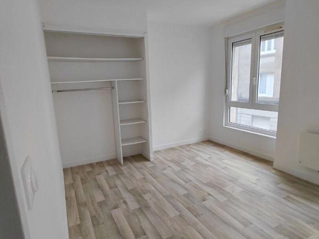 Location Appartement 2 pièces 42m²