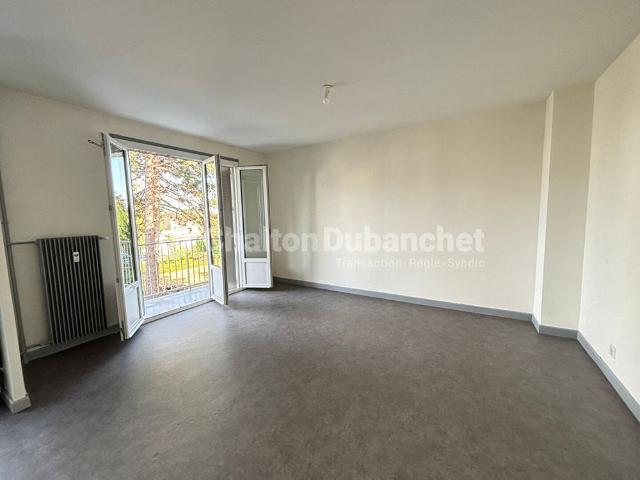 Location Appartement 2 pièces 42m²