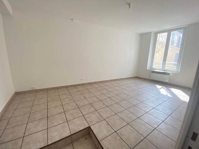 Location Appartement 2 pièces 42m²