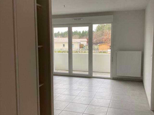 Location Appartement 2 pièces 42m²